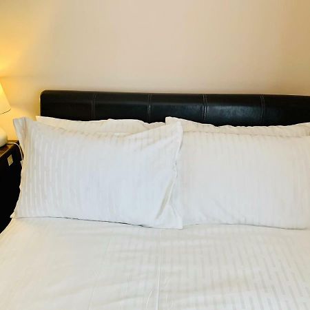 Housefield Stay Bucknall  外观 照片
