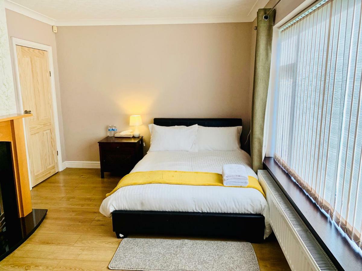 Housefield Stay Bucknall  外观 照片